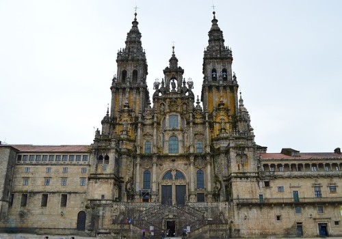 Ofertas hoteleras de Santiago de Compostela - Iglesia
